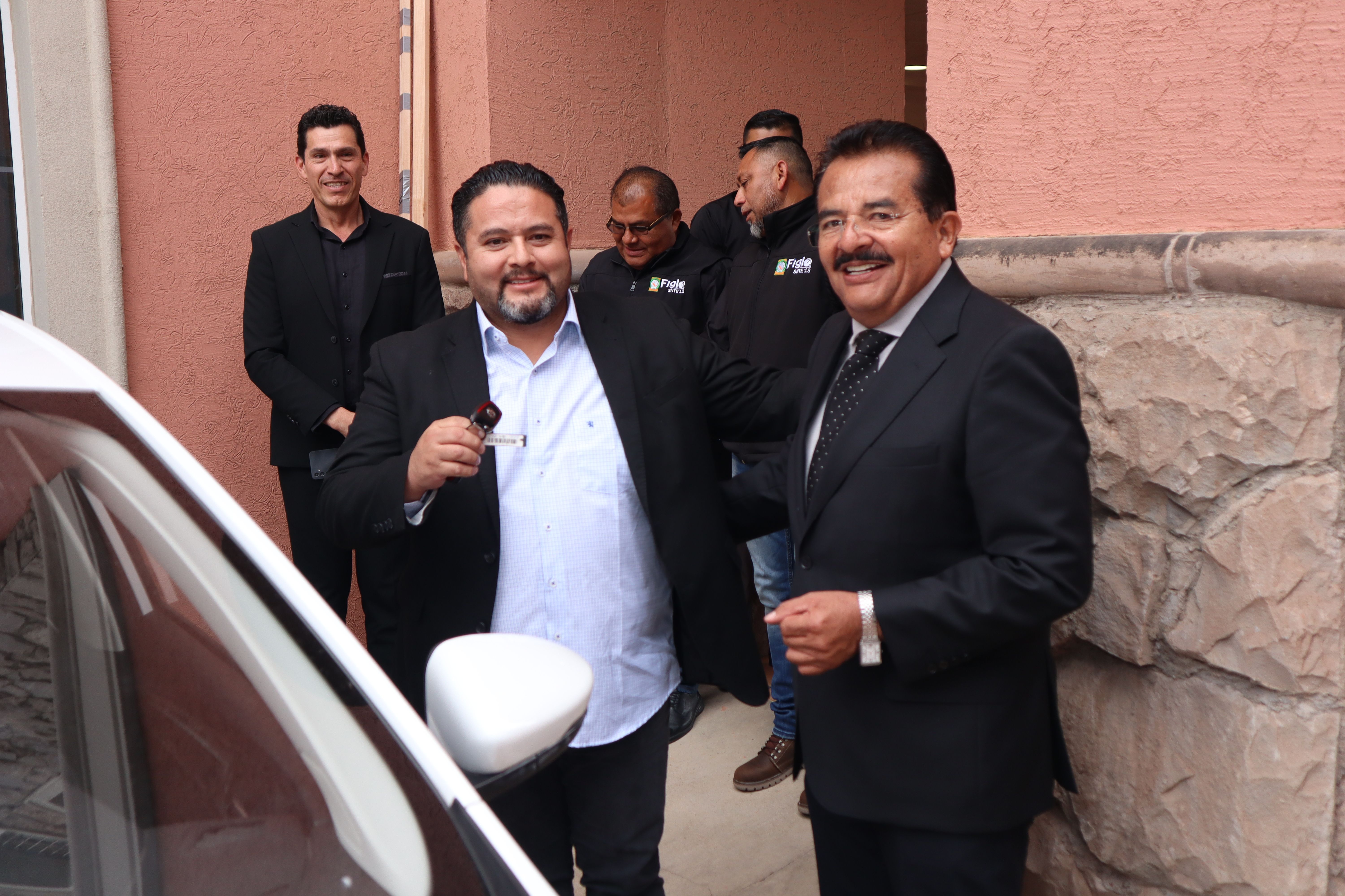 F13 - 2025 Recompensa SV - 3.JPG