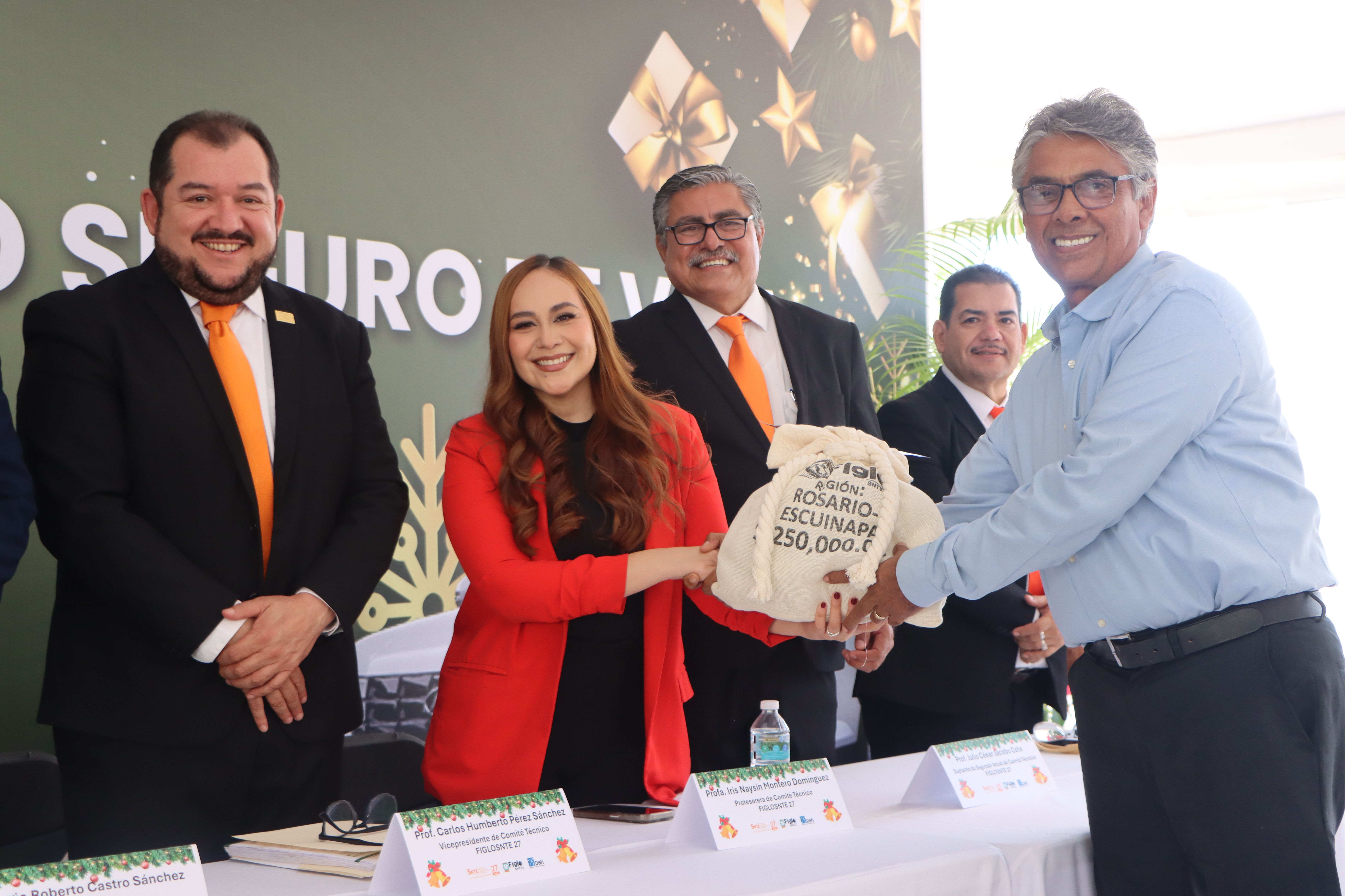 F27 - 2025 Recompensa SV - 4.JPG