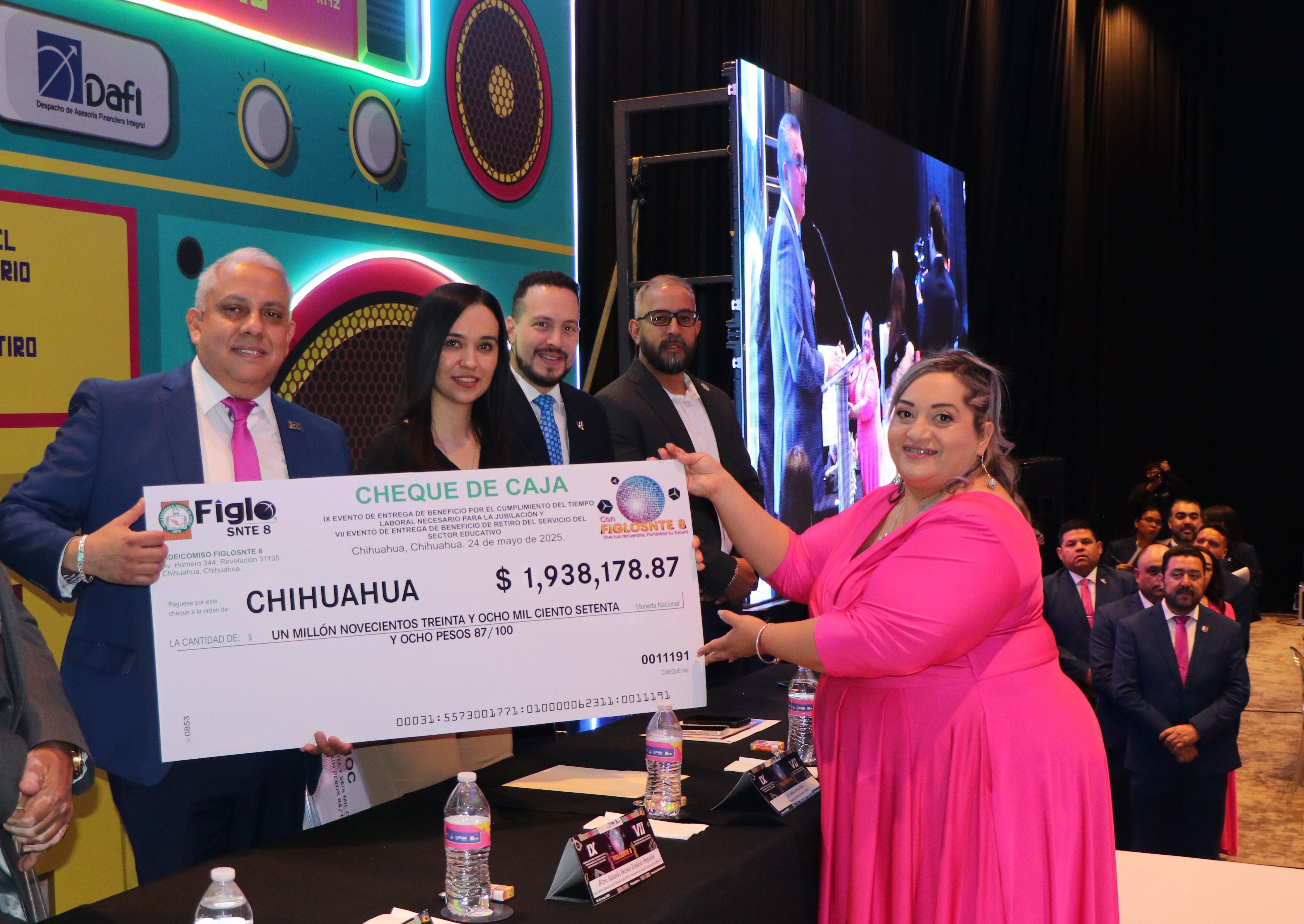 F8 - 2025 Reconoce Socios - 1.JPG